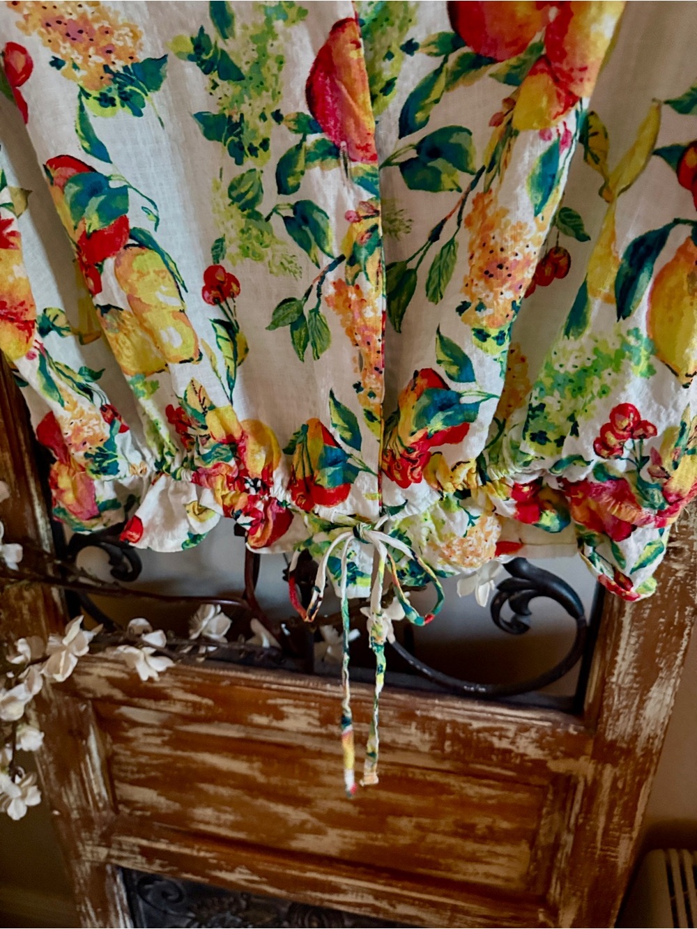 LC Lauren Conrad White Floral & Fruit Print Tie-Waist Button Down Top - Picture 6 of 7